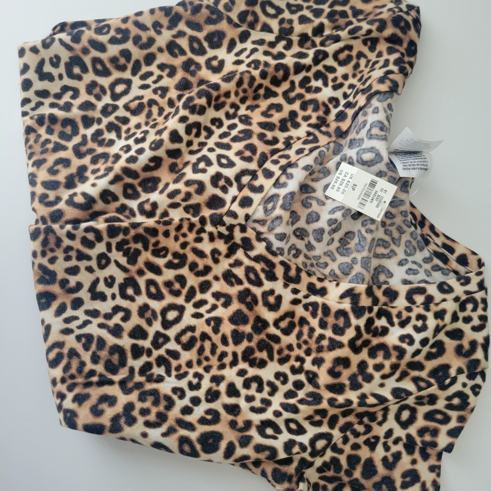 VS Leapord Print Tee